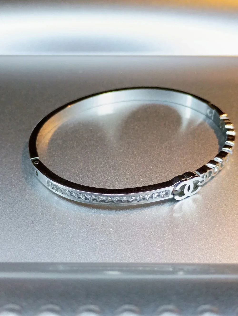 New Silver Crystal Accent Women's Bangle Bracelet